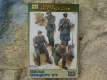 images/productimages/small/German Halftrack Crew Zvezda 1;35 nw.voor.jpg